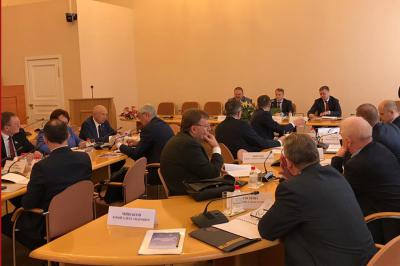 Аркадий Фомин провёл заседание комиссии Совета законодателей РФ 